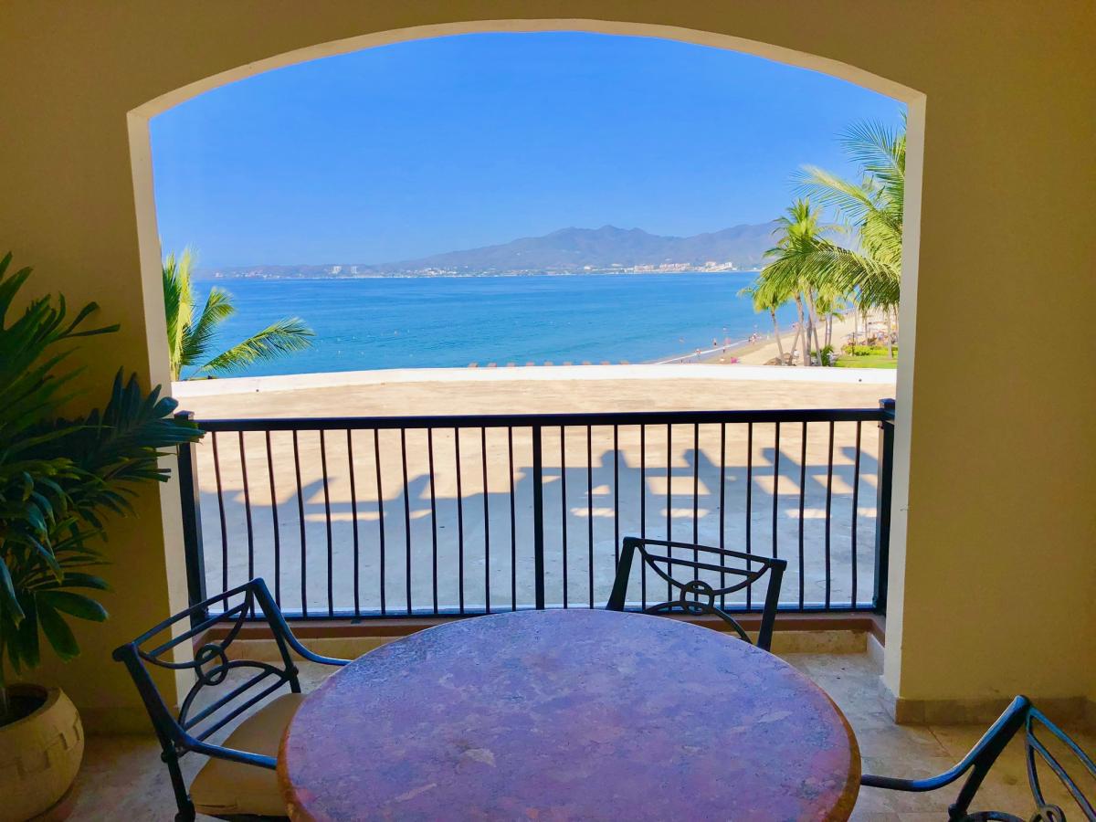 3 bedroom 4 bath ocean view penthouse 